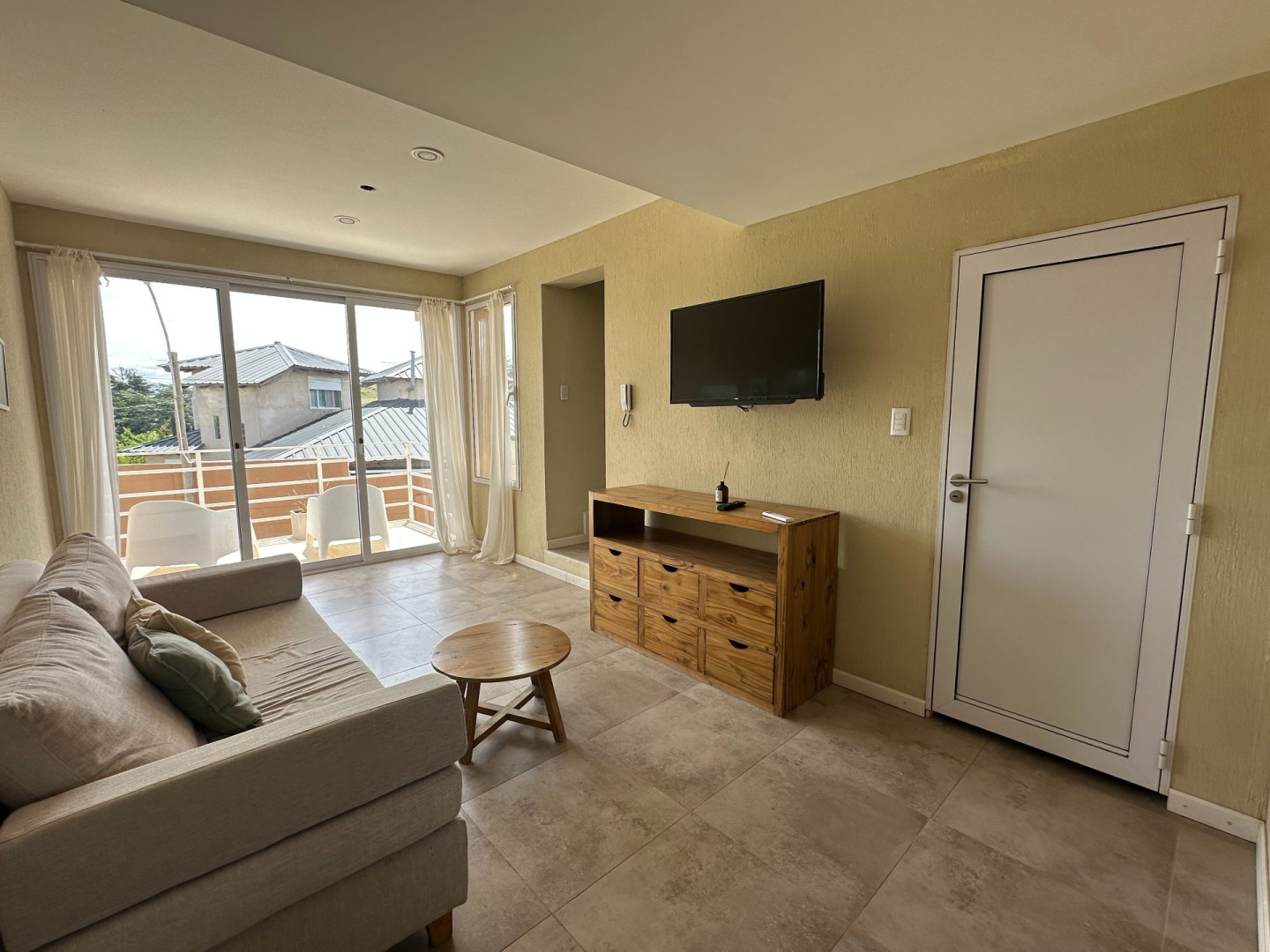 Casa + Departamento en Venta en Curamalal 552, San Bernardo , Sierra de  la Ventana - Bahía Blanca Propiedades | SITIO OFICIAL l