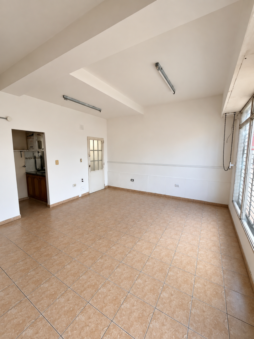 Local en Alquiler en Casanova 12, Centro, Bahía Blanca - Bahía Blanca Propiedades | SITIO OFICIAL l