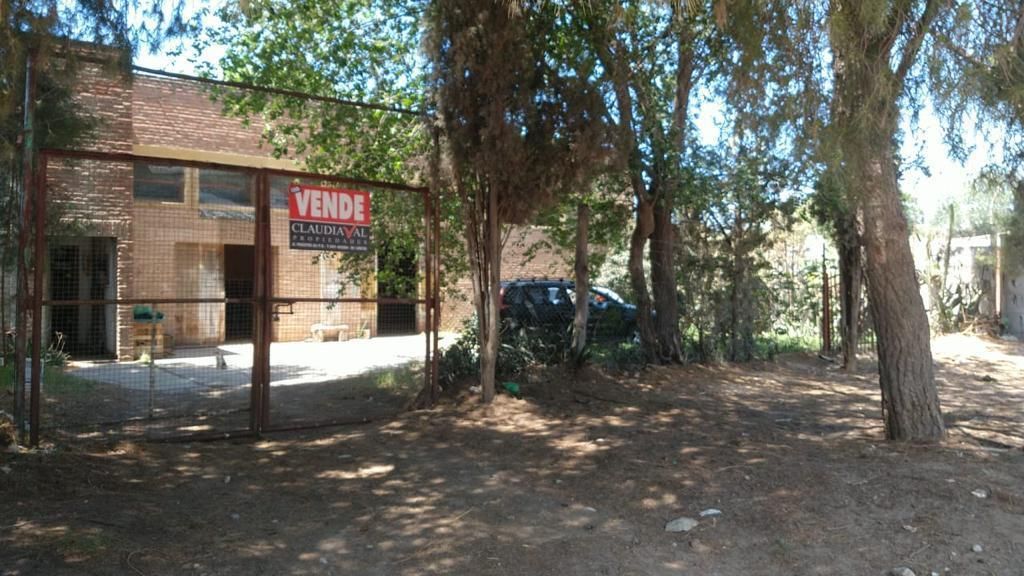 Deposito en Venta en Ingeniero Luiggi 2500, Loma Paraguaya , Bahía Blanca - Bahía Blanca Propiedades | SITIO OFICIAL l