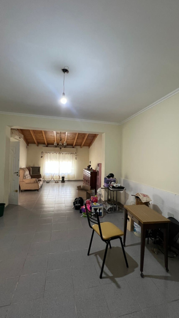 Casa en Venta en Yapeyu 1000, La Falda, Bahía Blanca - Bahía Blanca Propiedades | SITIO OFICIAL l