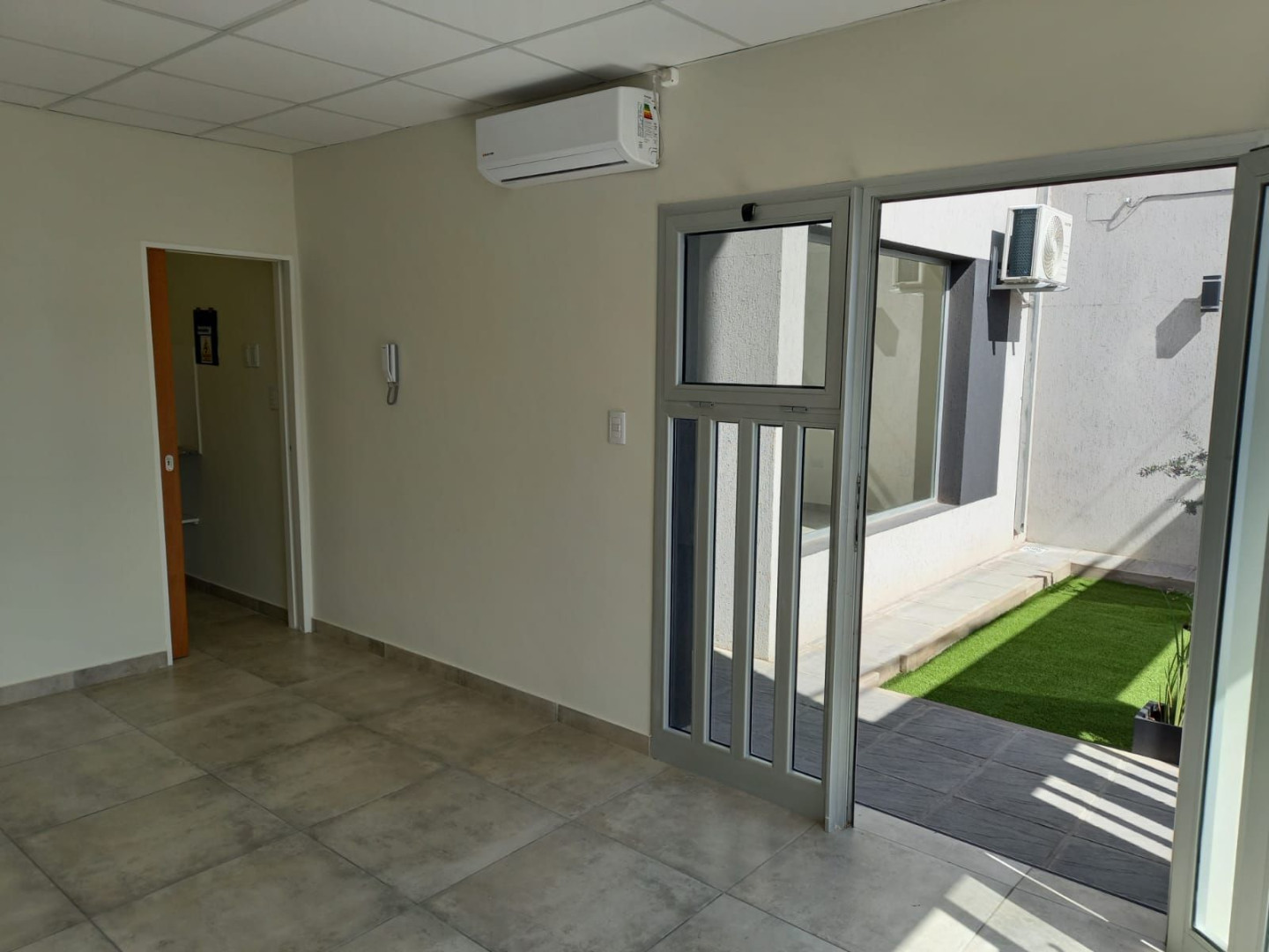 Oficina en Alquiler en Castelar 1617, Villa Mitre, Bahía Blanca - Bahía Blanca Propiedades | SITIO OFICIAL l