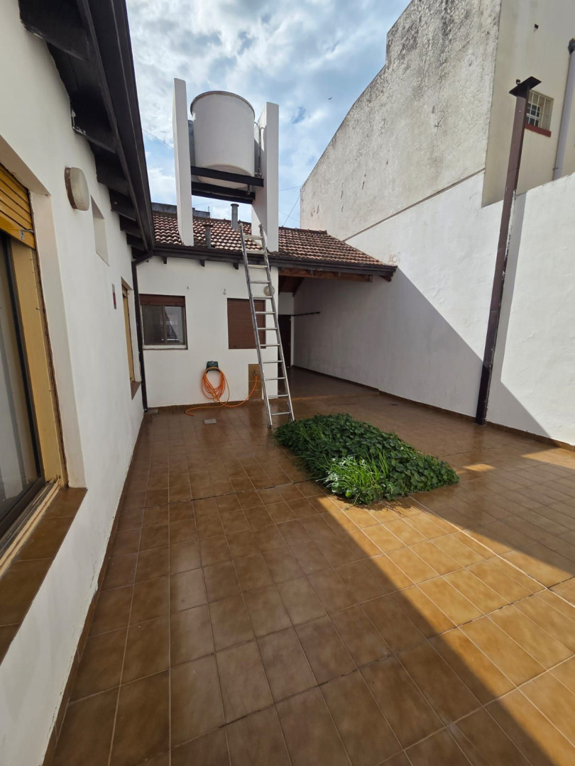 Casa en Alquiler en Trelew 659, Napostá, Bahía Blanca - Bahía Blanca Propiedades | SITIO OFICIAL l
