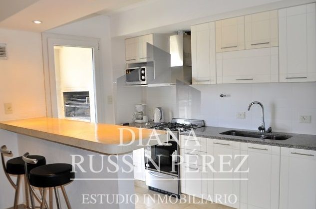 Departamento en Alquiler en Avenida Curru Leuvu 785 Las Grutas,  Las Grutas - Bahía Blanca Propiedades | SITIO OFICIAL l