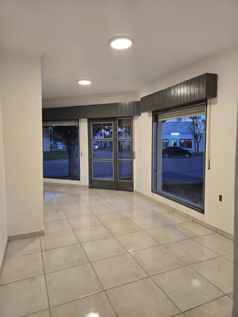 Local en Alquiler en Alberti Y Mitre , San Cayetano, Bahía Blanca - Bahía Blanca Propiedades | SITIO OFICIAL l