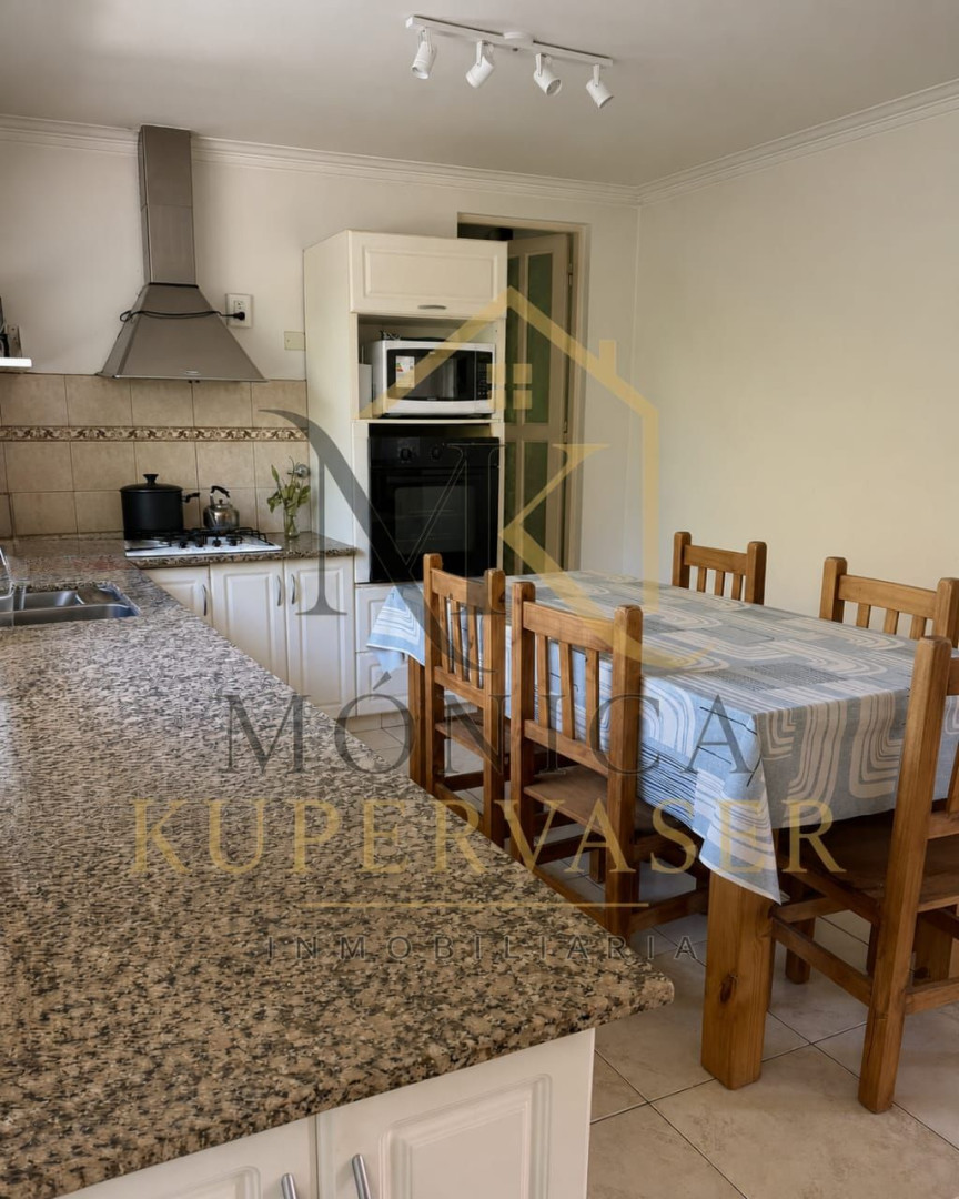 Casa en Venta en Roca 100, Macrocentro, Bahía Blanca - Bahía Blanca Propiedades | SITIO OFICIAL l