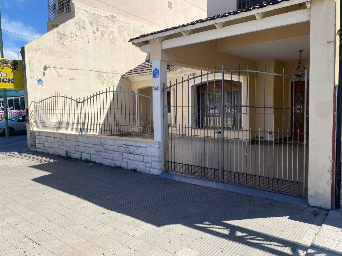 Casa en Venta en Alem 1210, Universitario, Bahía Blanca - Bahía Blanca Propiedades | SITIO OFICIAL l