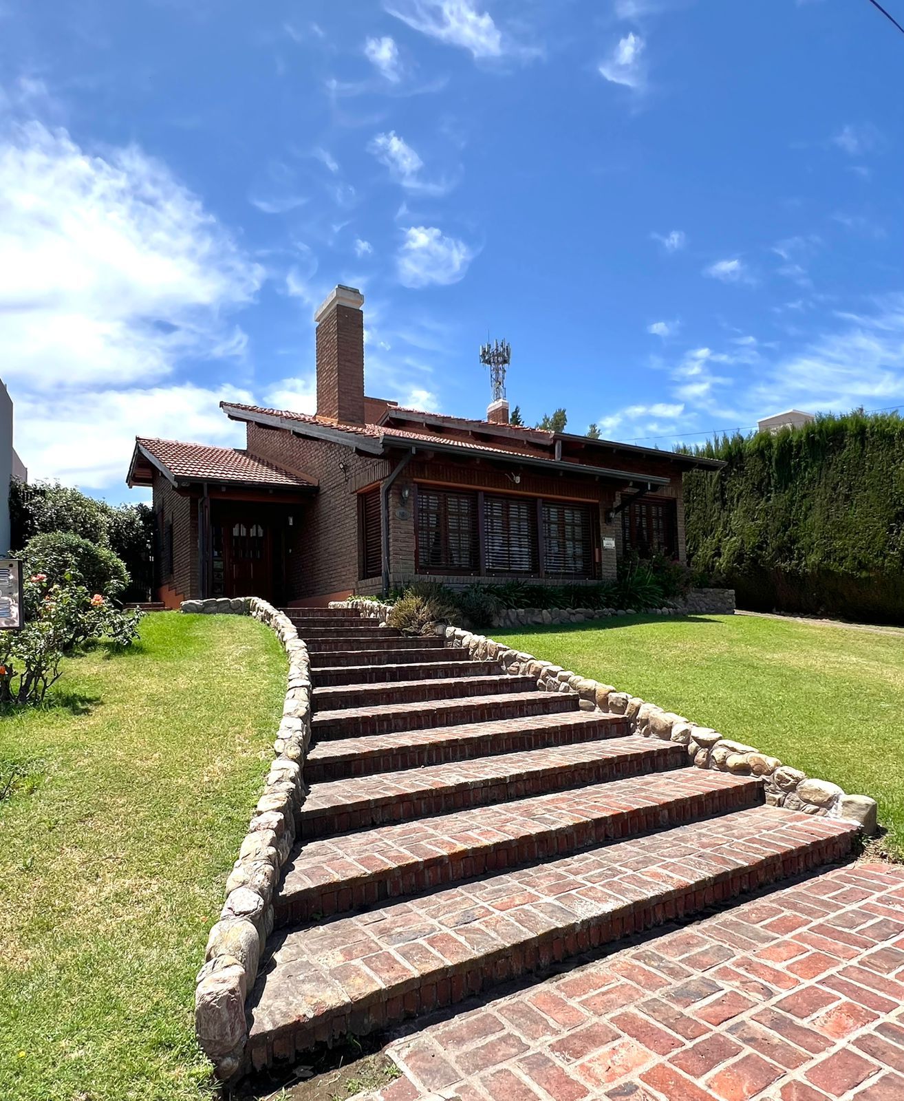 Casa en Venta en Guido Spano 167,  Bahía Blanca - Bahía Blanca Propiedades | SITIO OFICIAL l