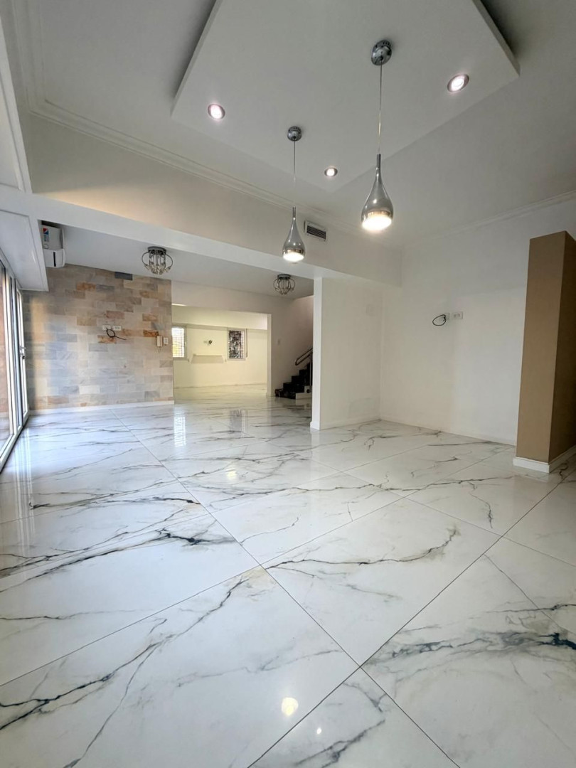 Casa en Alquiler en Emilio Rosas 2238,  Bahía Blanca - Bahía Blanca Propiedades | SITIO OFICIAL l