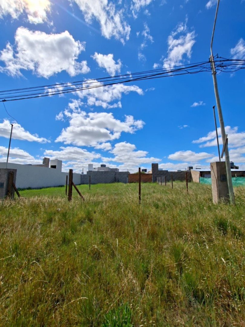 Terreno en Venta en Altos De Lorenzi,  Bahía Blanca - Bahía Blanca Propiedades | SITIO OFICIAL l