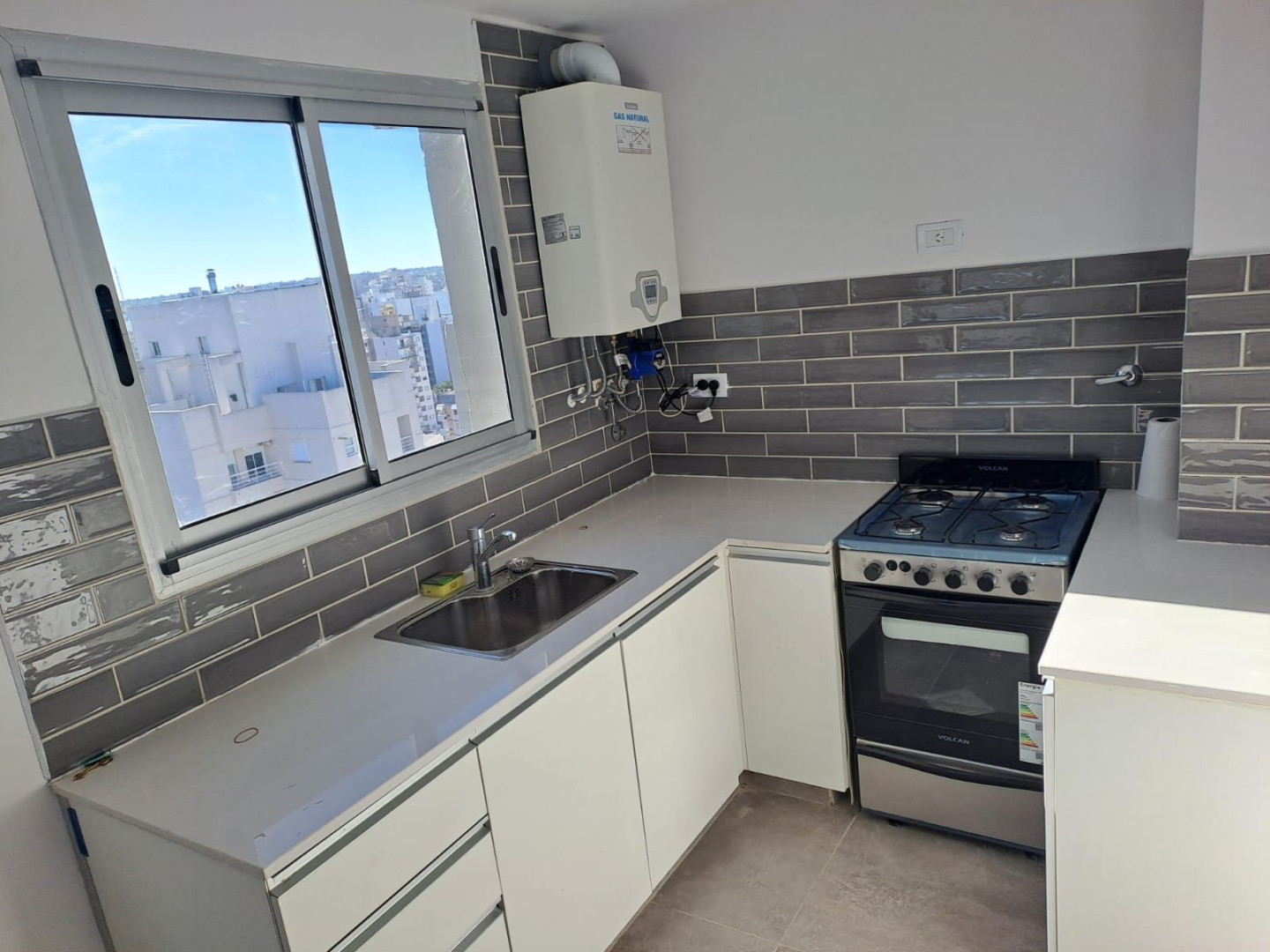 Departamento en Alquiler en Caronti 65, Centro, Bahía Blanca - Bahía Blanca Propiedades | SITIO OFICIAL l