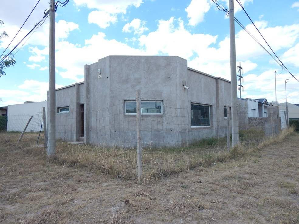 Casa en Venta en  JUAN ARGERICH Y MARIO MAURET, San Ignacio, Bahía Blanca - Bahía Blanca Propiedades | SITIO OFICIAL l