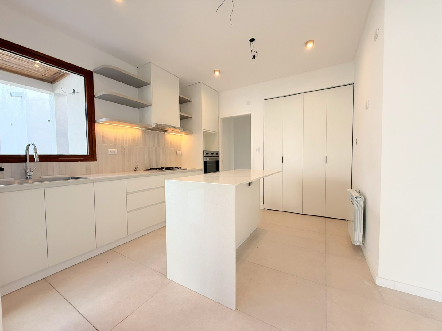 Casa en Venta en Horacio Quiroga & Cisneros, Molina Campos, Bahía Blanca - Bahía Blanca Propiedades | SITIO OFICIAL l