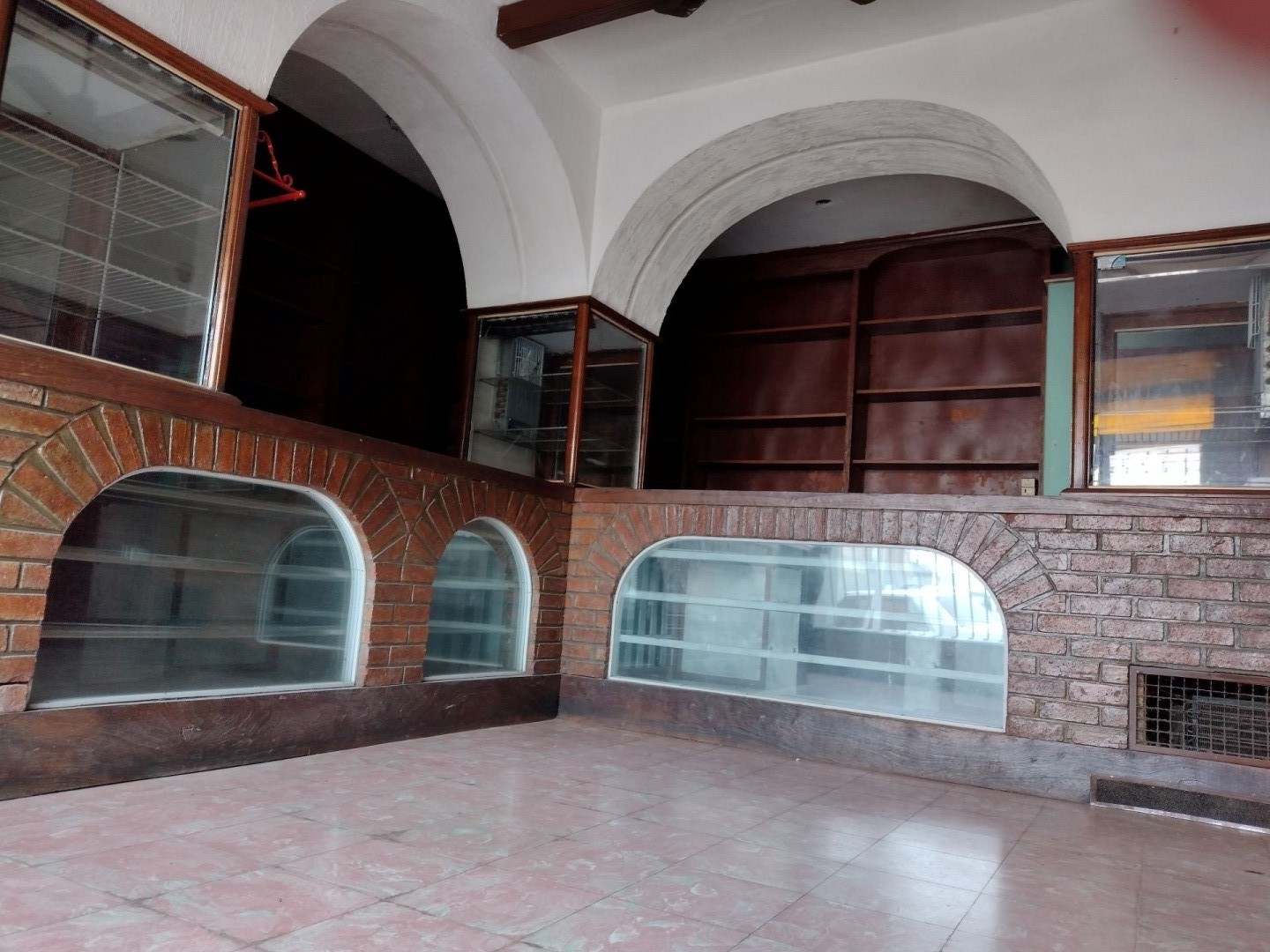 Local en Alquiler en Brandsen, Macrocentro, Bahía Blanca - Bahía Blanca Propiedades | SITIO OFICIAL l