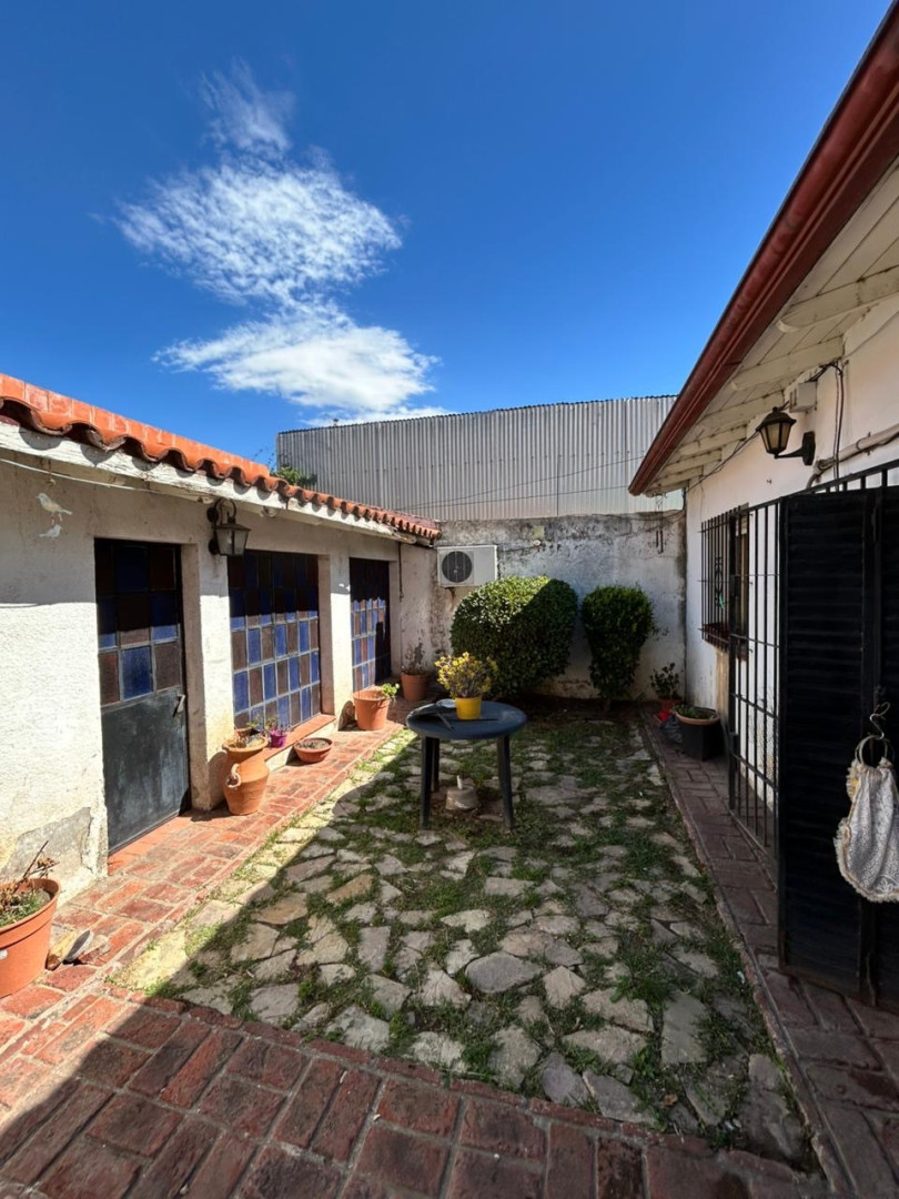 Casa en Venta en Colombia 75, Universitario, Bahía Blanca - Bahía Blanca Propiedades | SITIO OFICIAL l