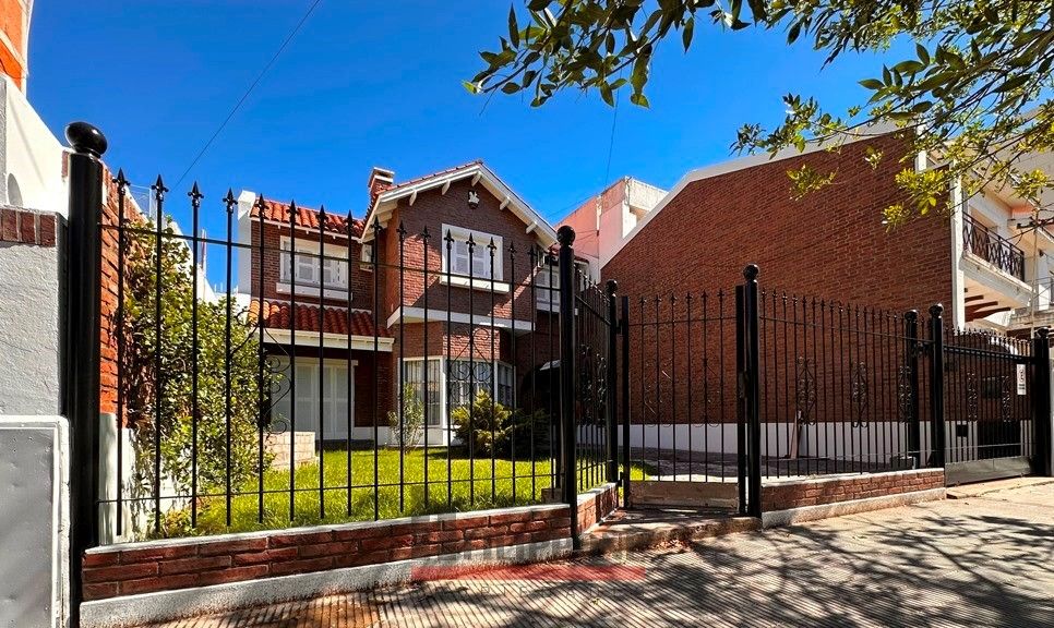 Casa en Alquiler en Alem 900, Universitario, Bahía Blanca - Bahía Blanca Propiedades | SITIO OFICIAL l