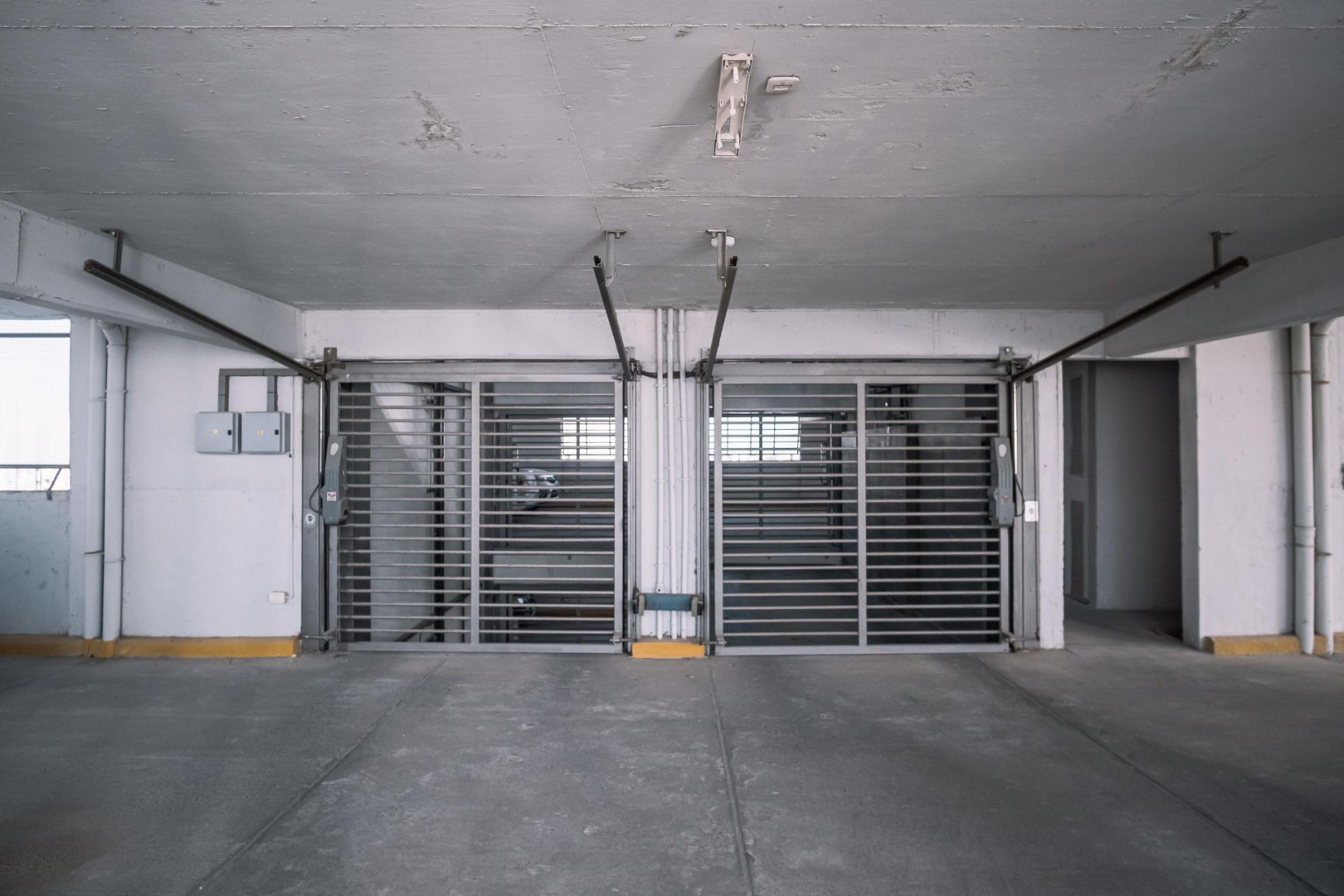 Cochera en Venta en Sarmiento 560, Macrocentro, Bahía Blanca - Bahía Blanca Propiedades | SITIO OFICIAL l