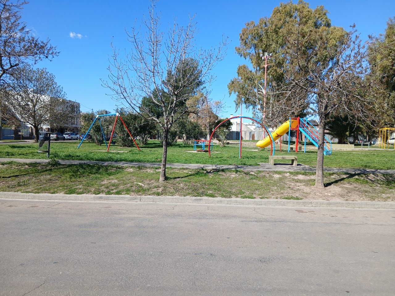 Casa en Venta en Inglaterra 413, Pacifico, Bahía Blanca - Bahía Blanca Propiedades | SITIO OFICIAL l