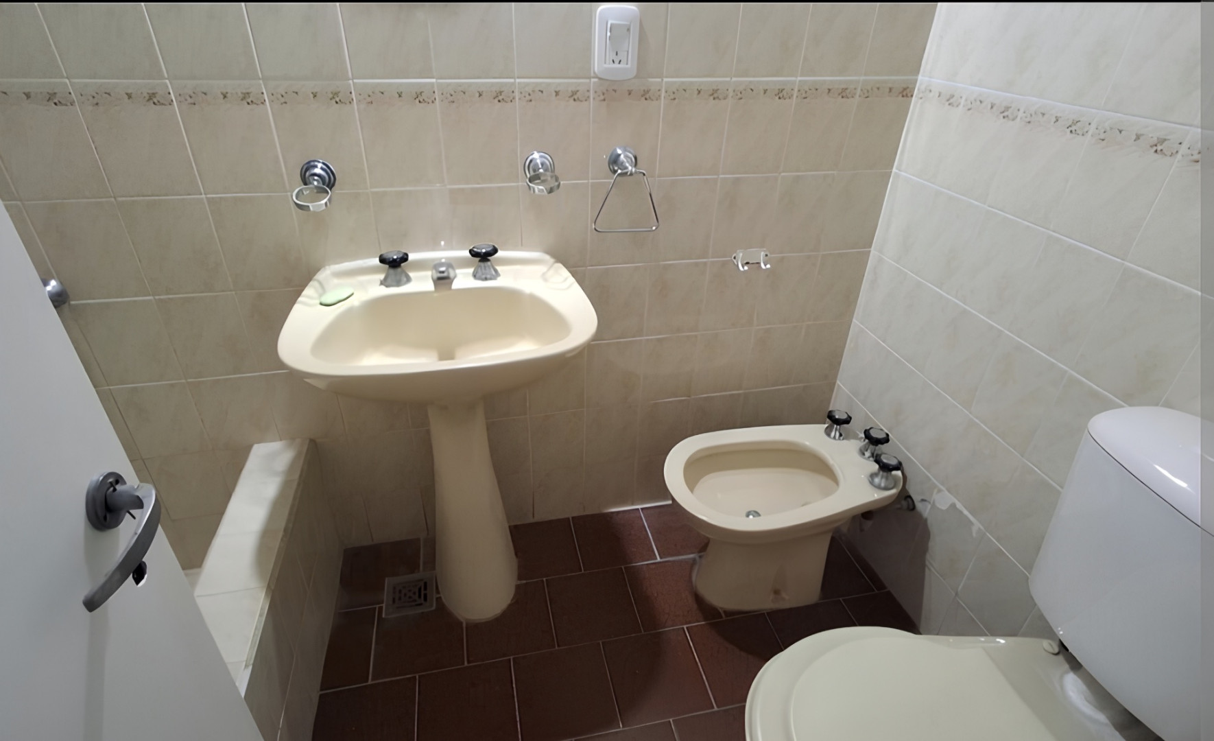 Casa en Alquiler   Bahía Blanca - Bahía Blanca Propiedades | SITIO OFICIAL l