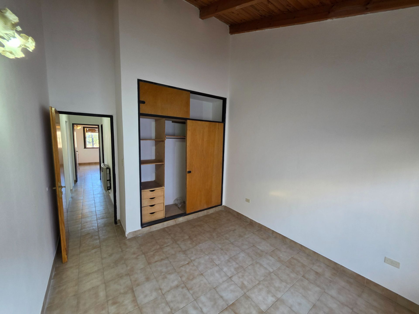 Casa en Alquiler en Francia 1096, Kilometro 5, Bahía Blanca - Bahía Blanca Propiedades | SITIO OFICIAL l