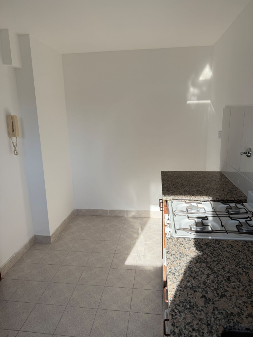 Departamento en Alquiler en Fitz Roy 206, Centro, Bahía Blanca - Bahía Blanca Propiedades | SITIO OFICIAL l