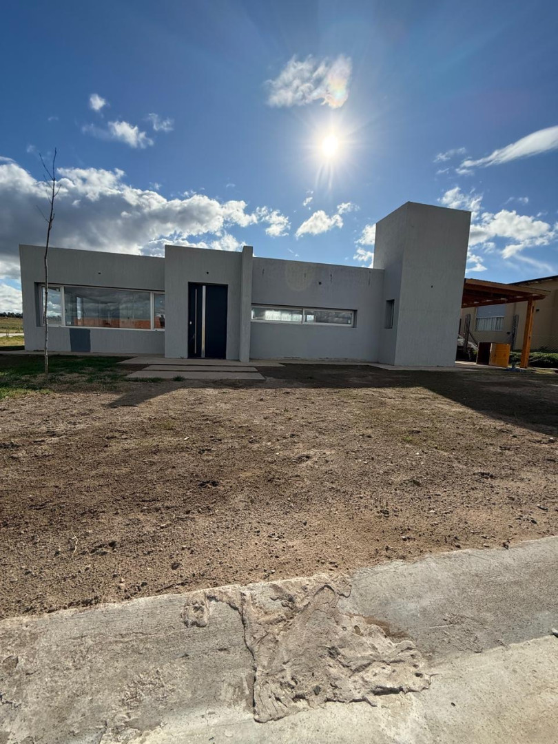Casa en Venta en Indio 4100, La Barranca , Bahía Blanca - Bahía Blanca Propiedades | SITIO OFICIAL l