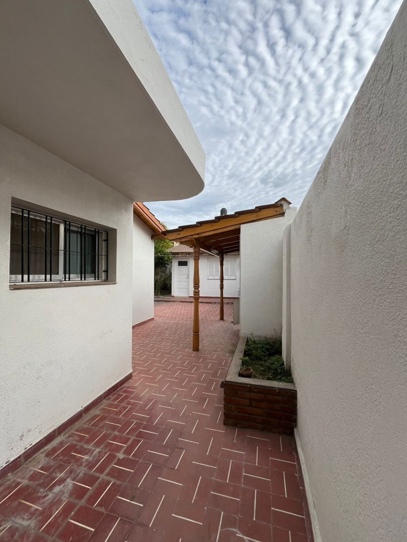 Casa en Alquiler en 11 DE ABRIL 516, Universitario, Bahía Blanca - Bahía Blanca Propiedades | SITIO OFICIAL l