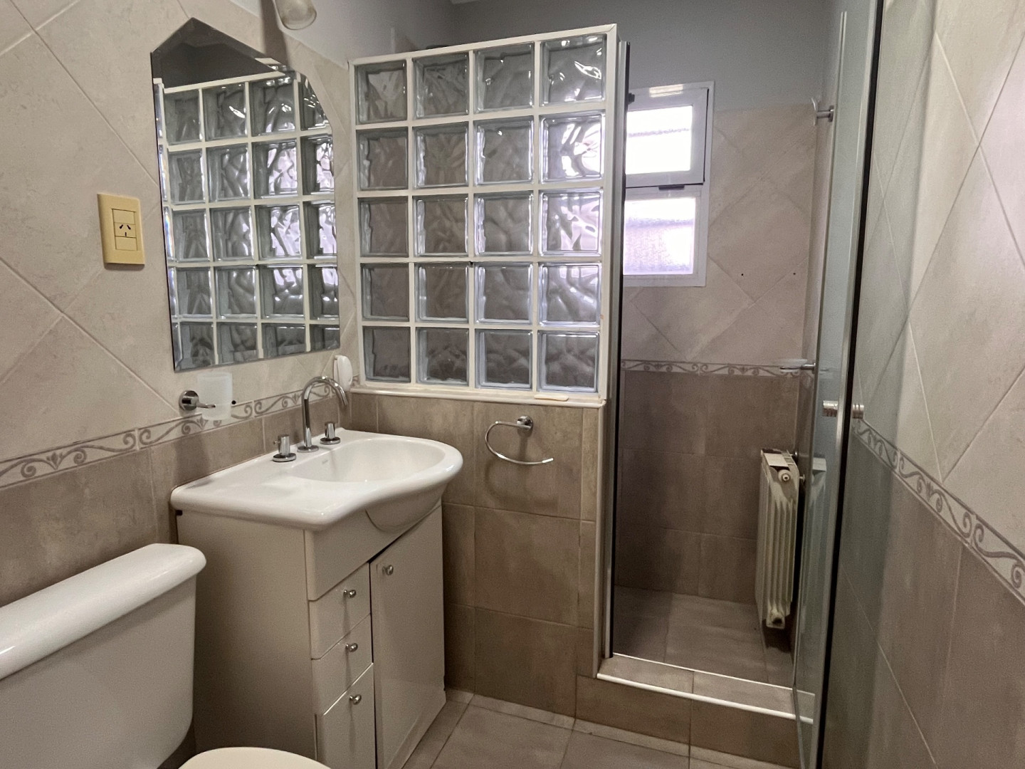 Casa en Venta en Nicolás Perez Al 300, Estomba, Bahía Blanca - Bahía Blanca Propiedades | SITIO OFICIAL l