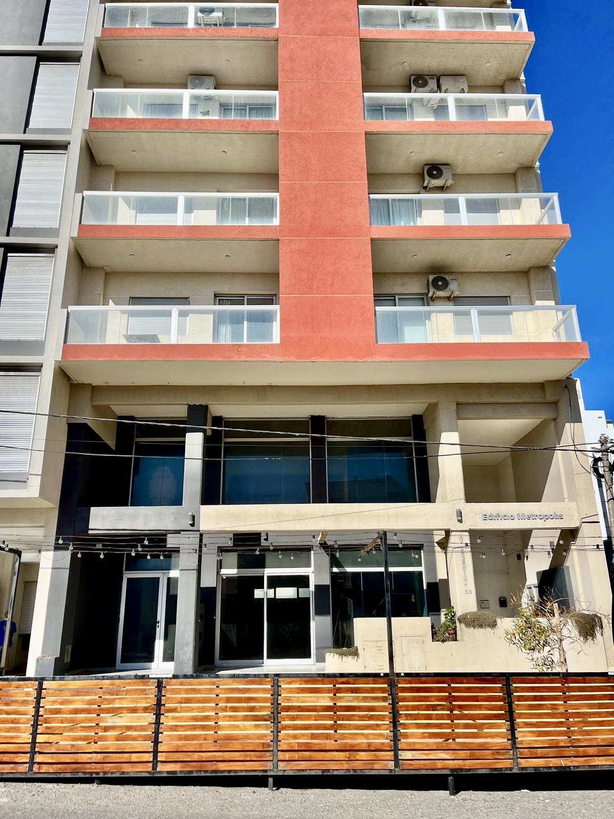 Local en Venta en Av Argentina 258,  Monte Hermoso - Bahía Blanca Propiedades | SITIO OFICIAL l