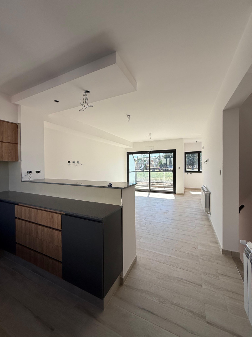Triplex en Venta en Rawson Y Belgrano , La Falda, Bahía Blanca - Bahía Blanca Propiedades | SITIO OFICIAL l