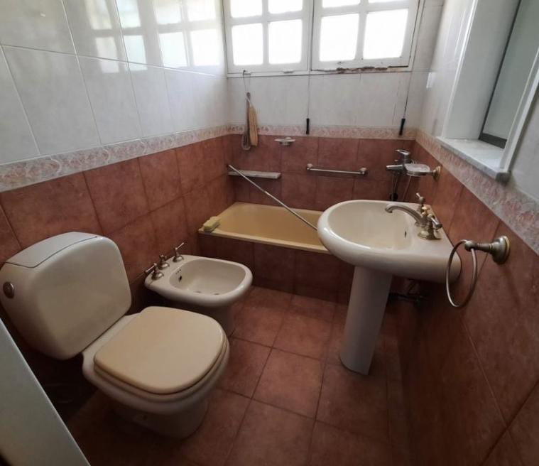 Casa en Venta en WITCOMB 1749, Villa del Parque, Bahía Blanca - Bahía Blanca Propiedades | SITIO OFICIAL l