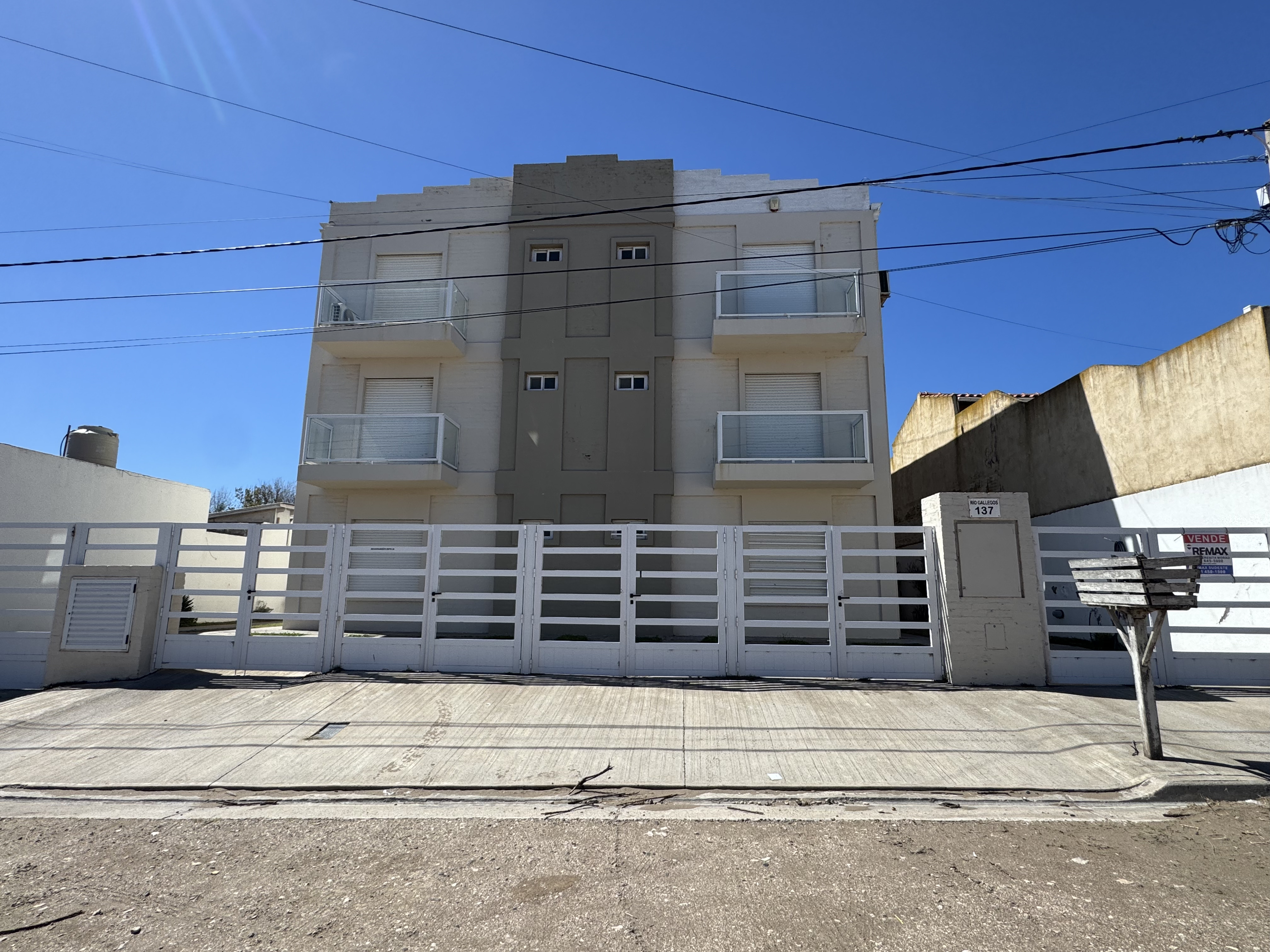 Departamento en Venta en Rio Gallegos 137, Centro, Monte Hermoso - Bahía Blanca Propiedades | SITIO OFICIAL l