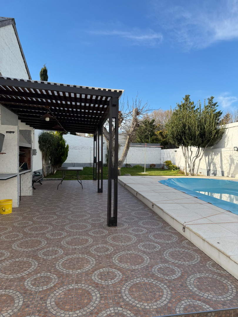 Casa en Venta en La Falda 1800, La Falda, Bahía Blanca - Bahía Blanca Propiedades | SITIO OFICIAL l