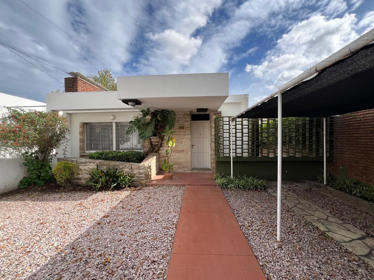 Casa en Venta en Cordoba 386, Universitario, Bahía Blanca - Bahía Blanca Propiedades | SITIO OFICIAL l