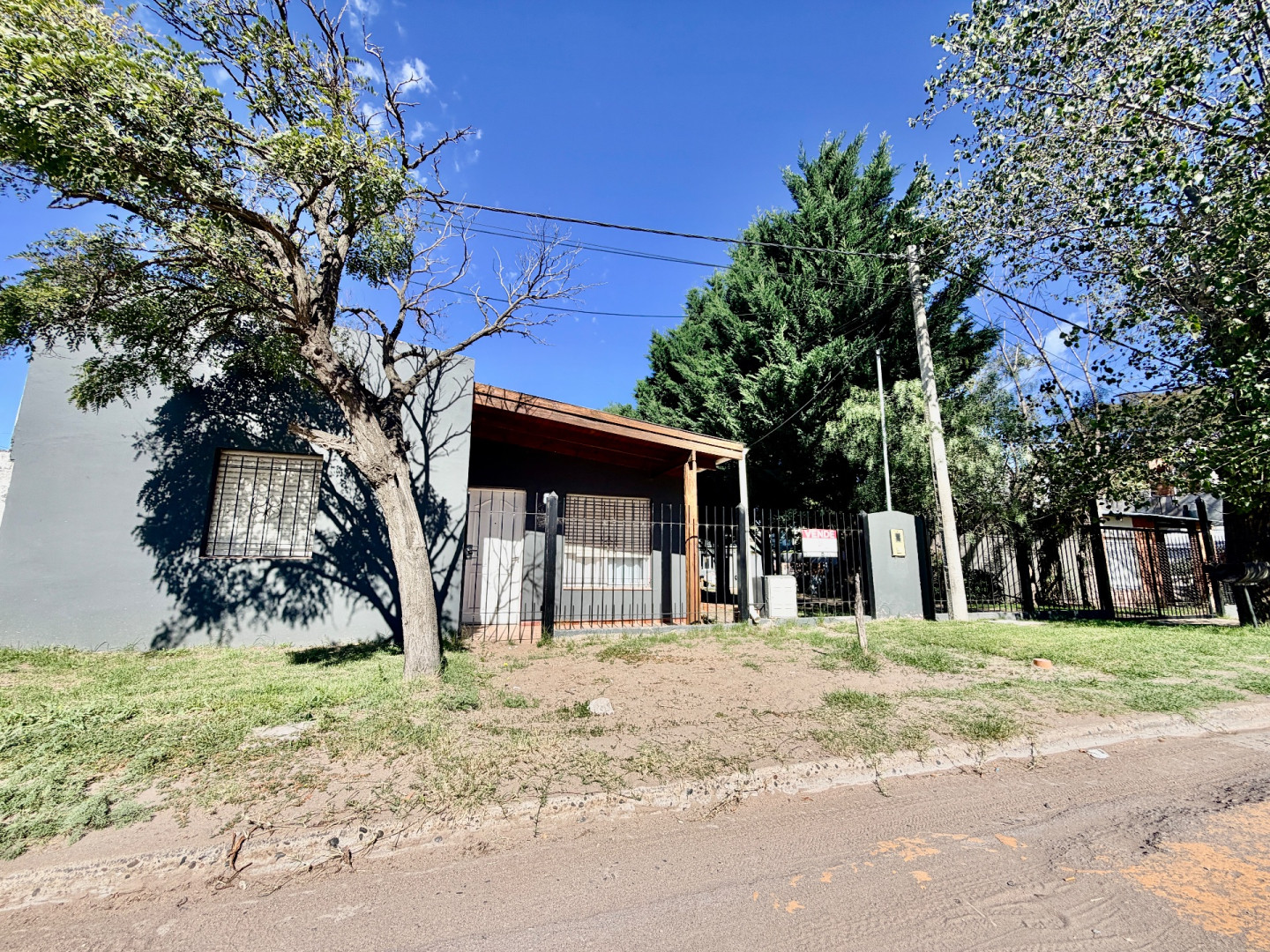 Casa + Departamento en Venta en Río Juramento 300, Dufaur, Monte Hermoso - Bahía Blanca Propiedades | SITIO OFICIAL l
