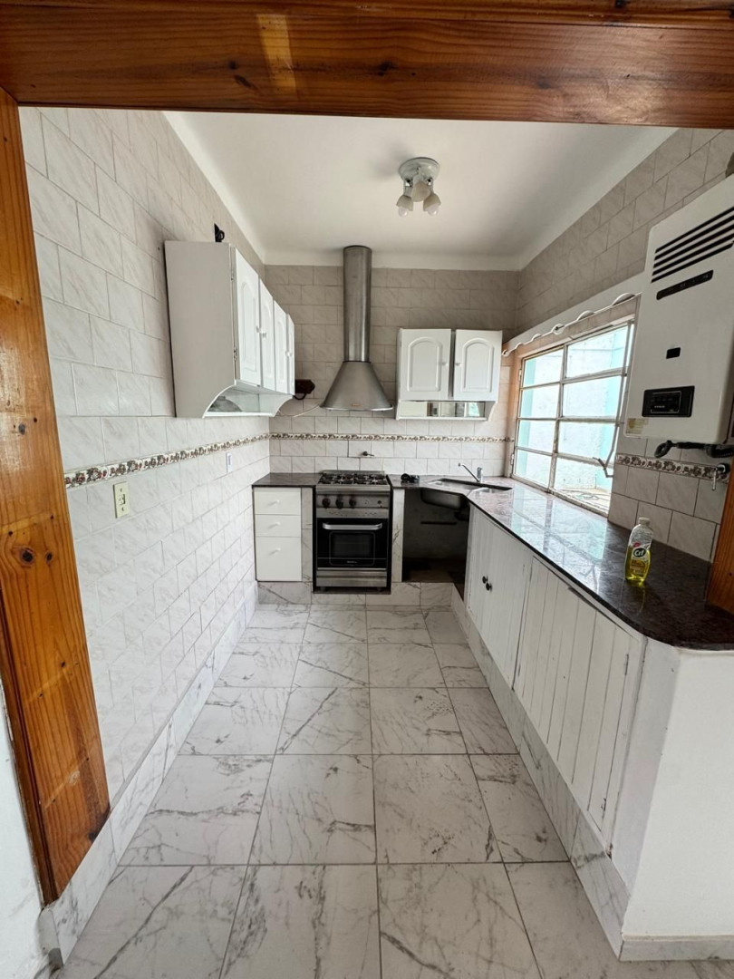 Casa en Alquiler en Castelar 2690, Villa Libre, Bahía Blanca - Bahía Blanca Propiedades | SITIO OFICIAL l