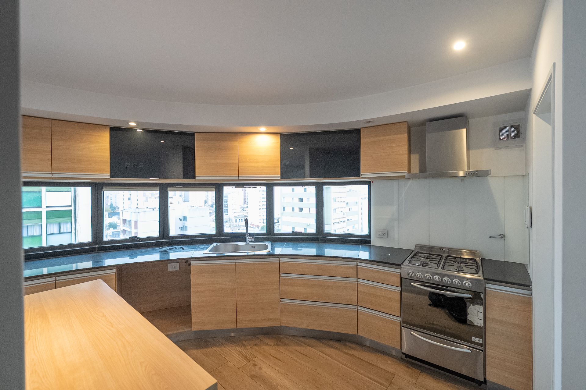 Departamento en Venta en Zelarrayan Y 19 De Mayo, Centro, Bahía Blanca - Bahía Blanca Propiedades | SITIO OFICIAL l