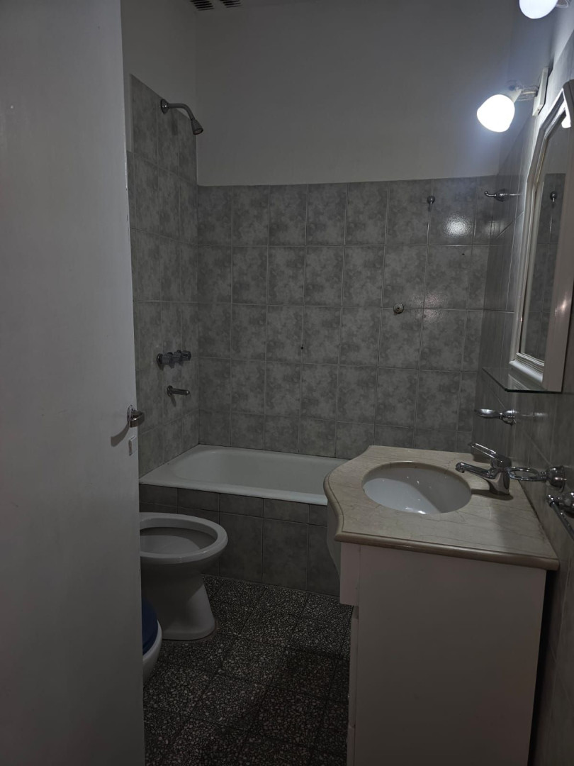 Casa en Alquiler en Patricios 65, Centro, Bahía Blanca - Bahía Blanca Propiedades | SITIO OFICIAL l