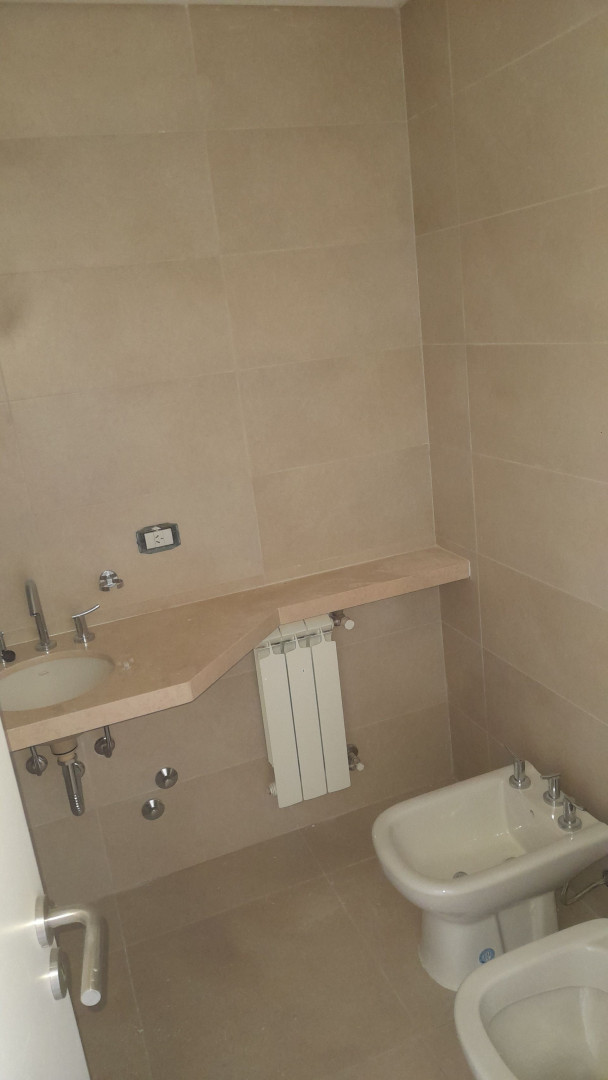 Departamento en Alquiler en Caronti 152, Centro, Bahía Blanca - Bahía Blanca Propiedades | SITIO OFICIAL l