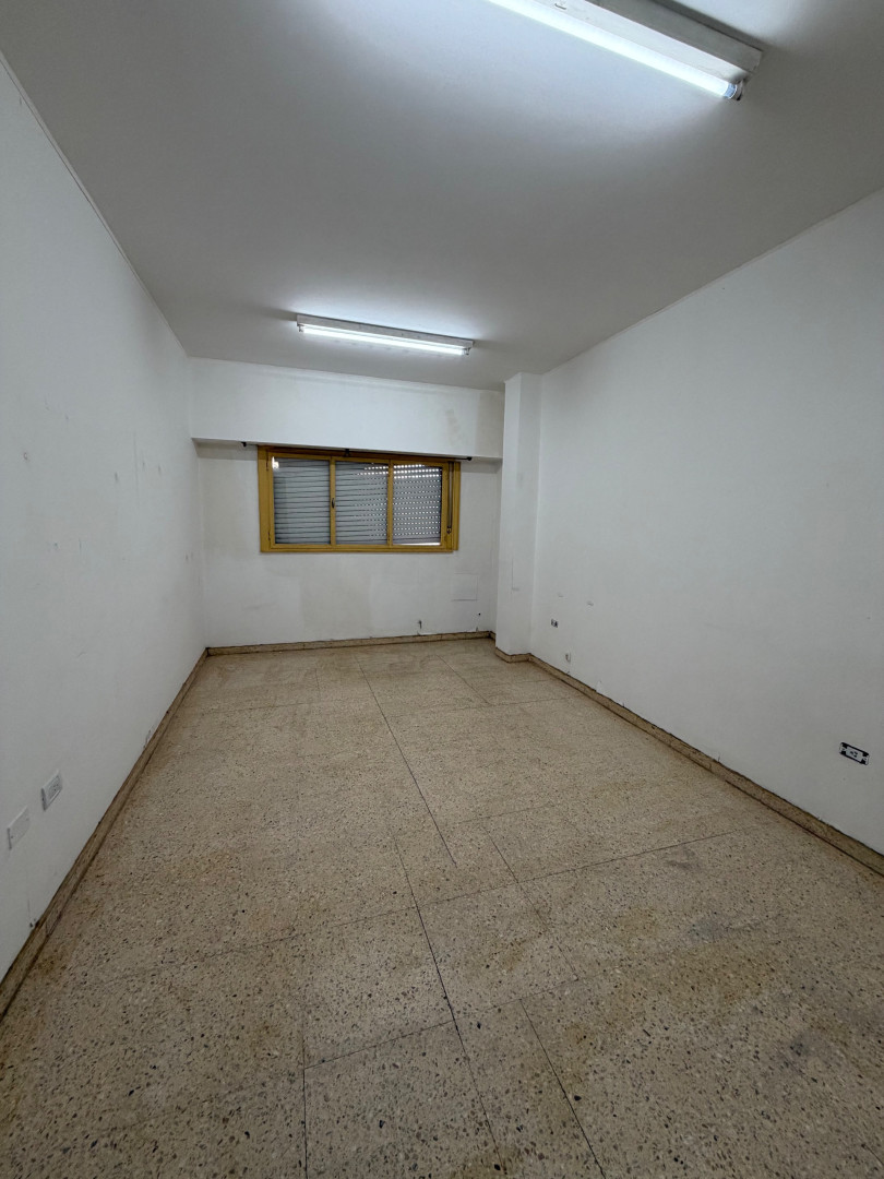 Oficina en Alquiler en Belgrano 83, Centro, Bahía Blanca - Bahía Blanca Propiedades | SITIO OFICIAL l
