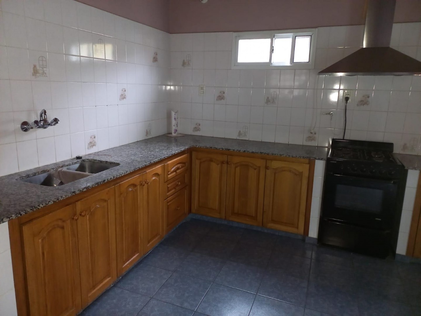Casa en Venta en Teniente Farias 277, San Martin, Bahía Blanca - Bahía Blanca Propiedades | SITIO OFICIAL l