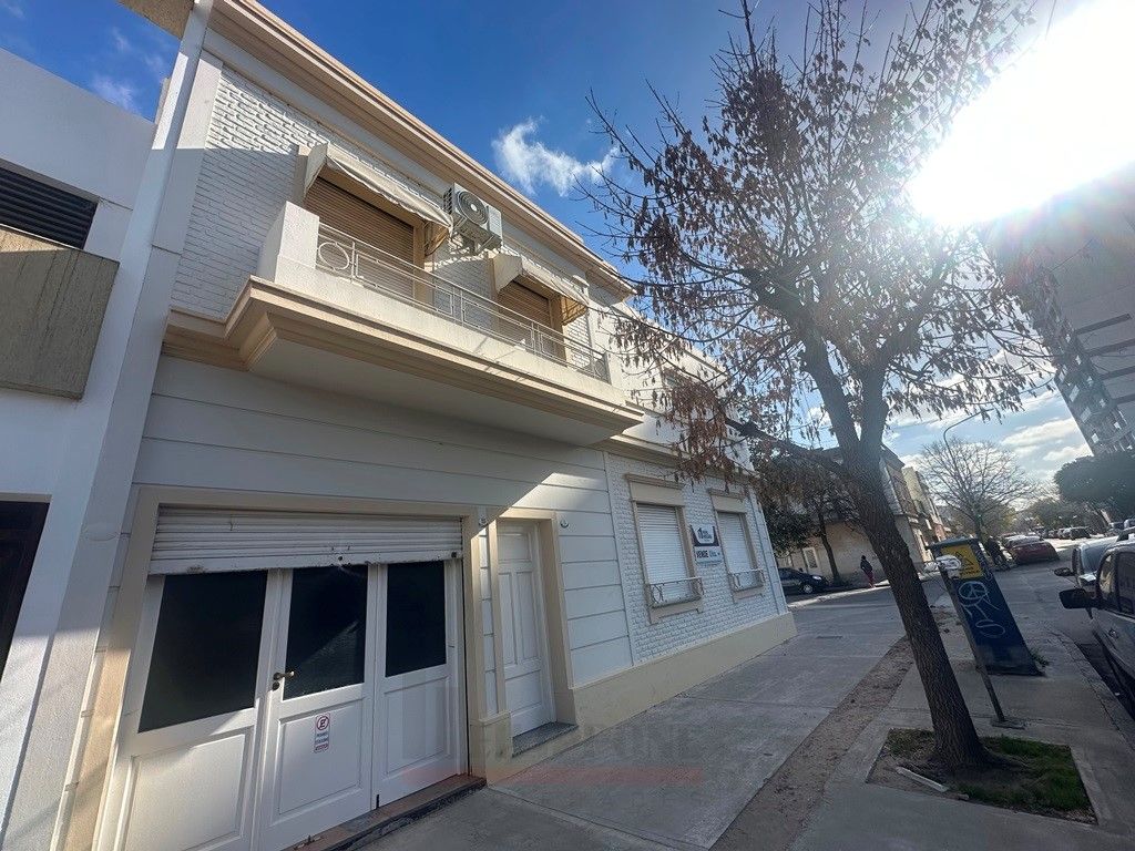 Casa en Venta en Santa Fé Y O'Higgins, Macrocentro, Bahía Blanca