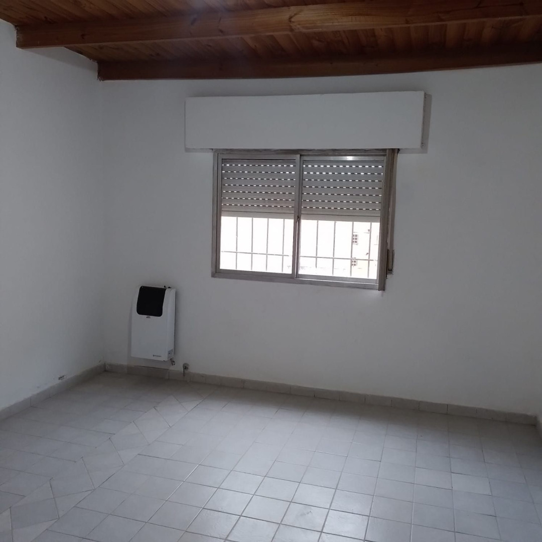 Casa en Venta en Biggio 700, Los Almendros, Bahía Blanca - Bahía Blanca Propiedades | SITIO OFICIAL l