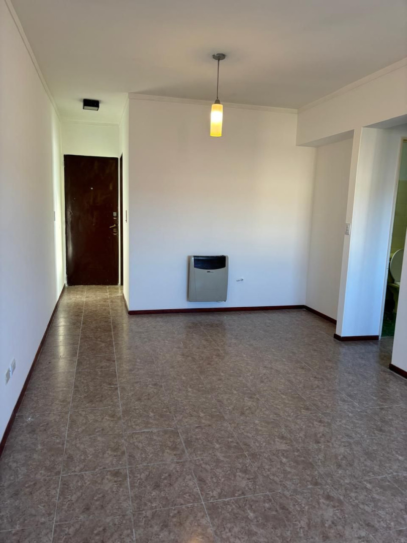 Departamento en Alquiler en Perú 760, 1° Piso, Universitario, Bahía Blanca - Bahía Blanca Propiedades | SITIO OFICIAL l