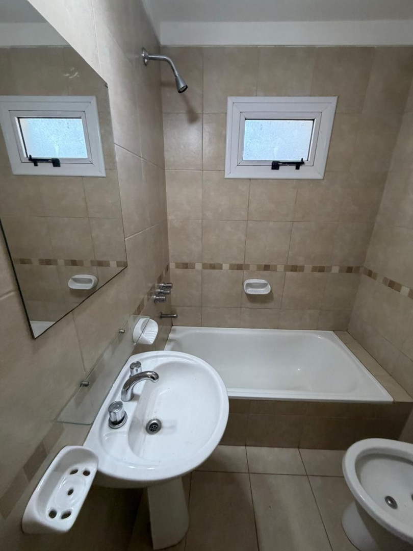 Departamento en Alquiler en Zelarrayan 360, Centro, Bahía Blanca - Bahía Blanca Propiedades | SITIO OFICIAL l