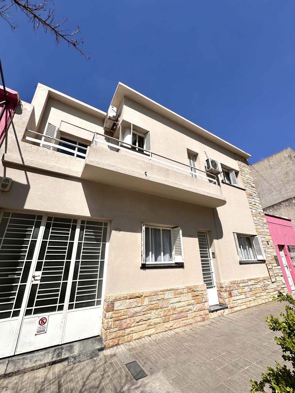 Casa en Venta en Gorriti 216, Macrocentro, Bahía Blanca - Bahía Blanca Propiedades | SITIO OFICIAL l