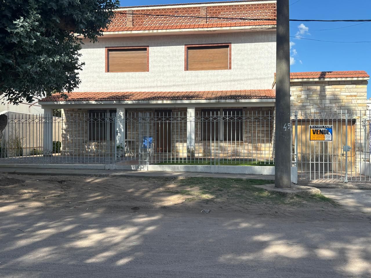 Casa en Venta en Rio Gallegos 465, Dufaur, Monte Hermoso - Bahía Blanca Propiedades | SITIO OFICIAL l