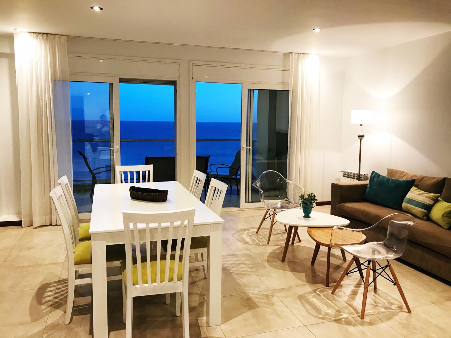 Departamento  - por Día en Av. Costanera 263,  Monte Hermoso - Bahía Blanca Propiedades | SITIO OFICIAL l