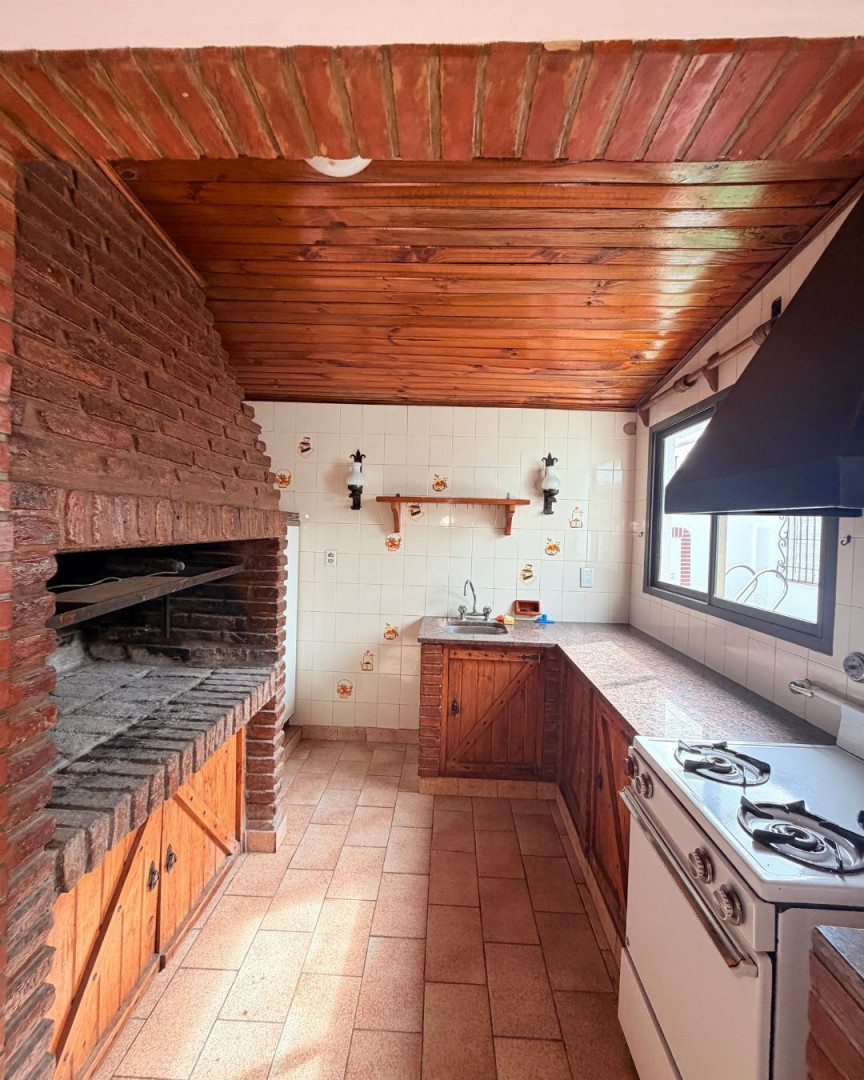Casa en Alquiler en Terrada 674, Pacifico, Bahía Blanca - Bahía Blanca Propiedades | SITIO OFICIAL l