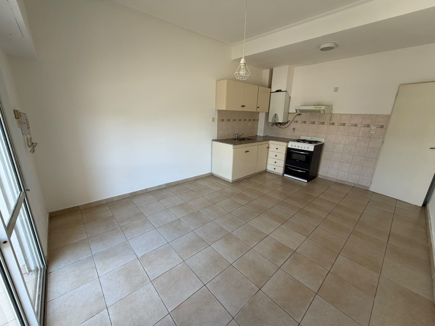 Triplex en Alquiler en Zelarrayan 2594, Los Almendros, Bahía Blanca - Bahía Blanca Propiedades | SITIO OFICIAL l