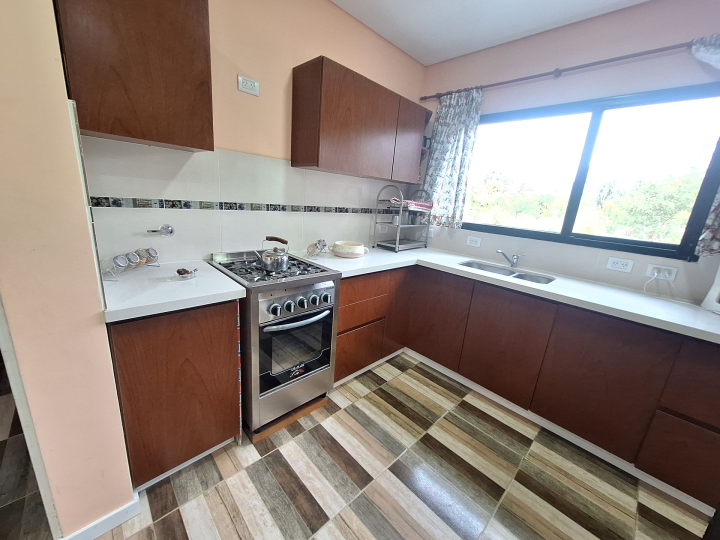 Casa en Venta en MANZANA LOS NOGALES 21, Parque Golf, Sierra de  la Ventana - Bahía Blanca Propiedades | SITIO OFICIAL l